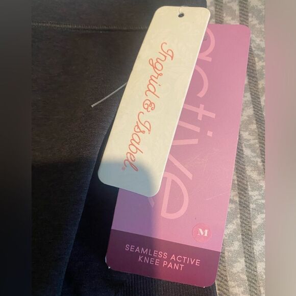 Women’s maternity pants | Ingrid & Isabel seamless active knee pants grey NWT M. - Picture 7 of 8